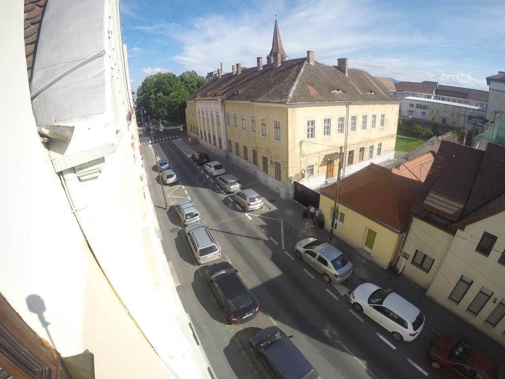 Central Parc Studios Sibiu Exteriör bild